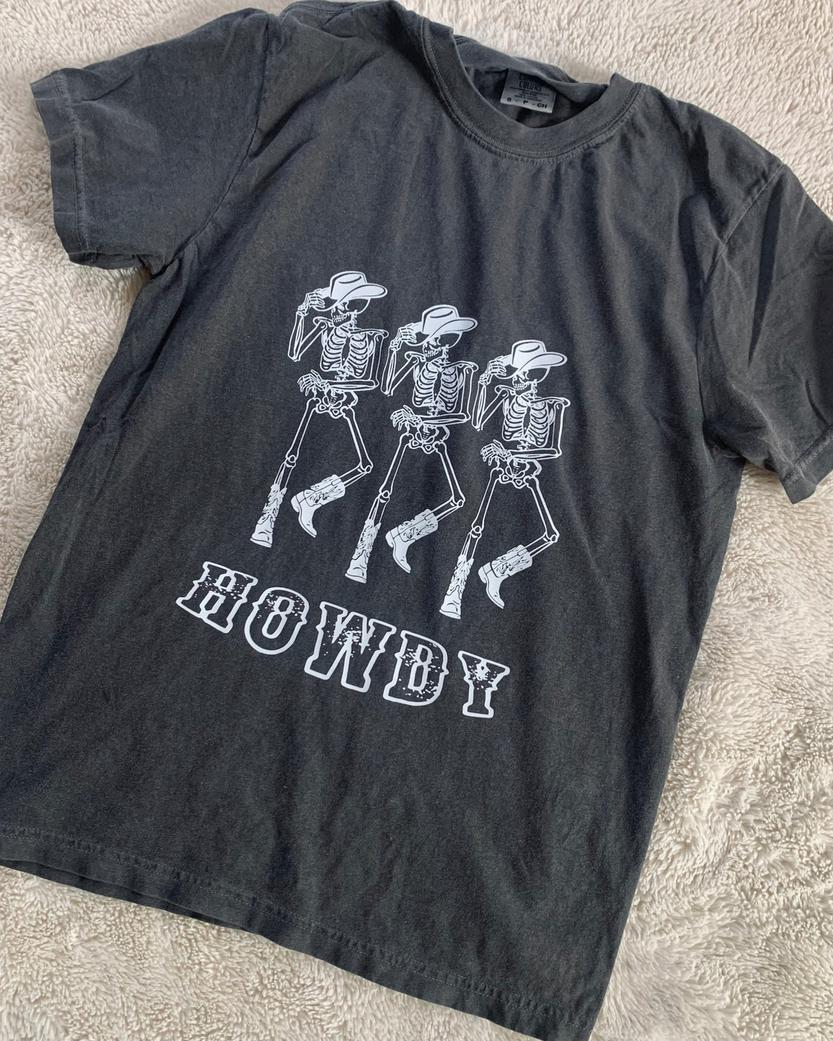 Howdy Skeleton Tee