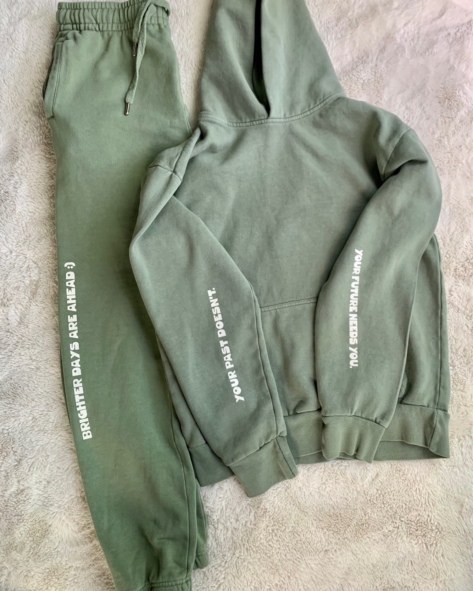 Brighter Days Are Ahead Matching Set